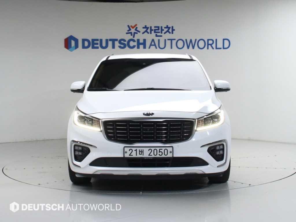 KIA Carnival - Vista 3