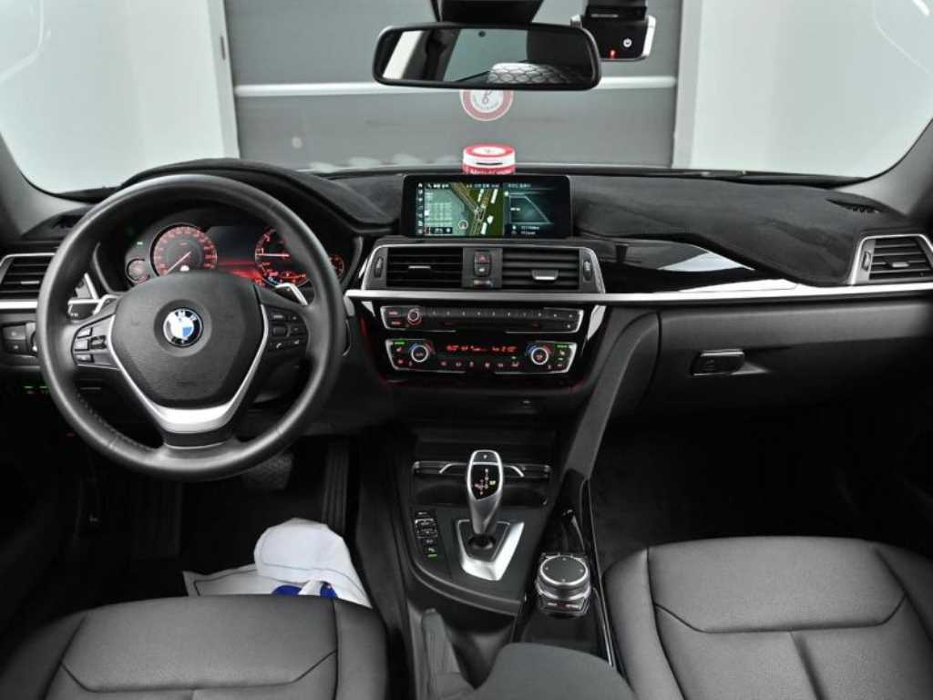 BMW 4 Series - Vista 7