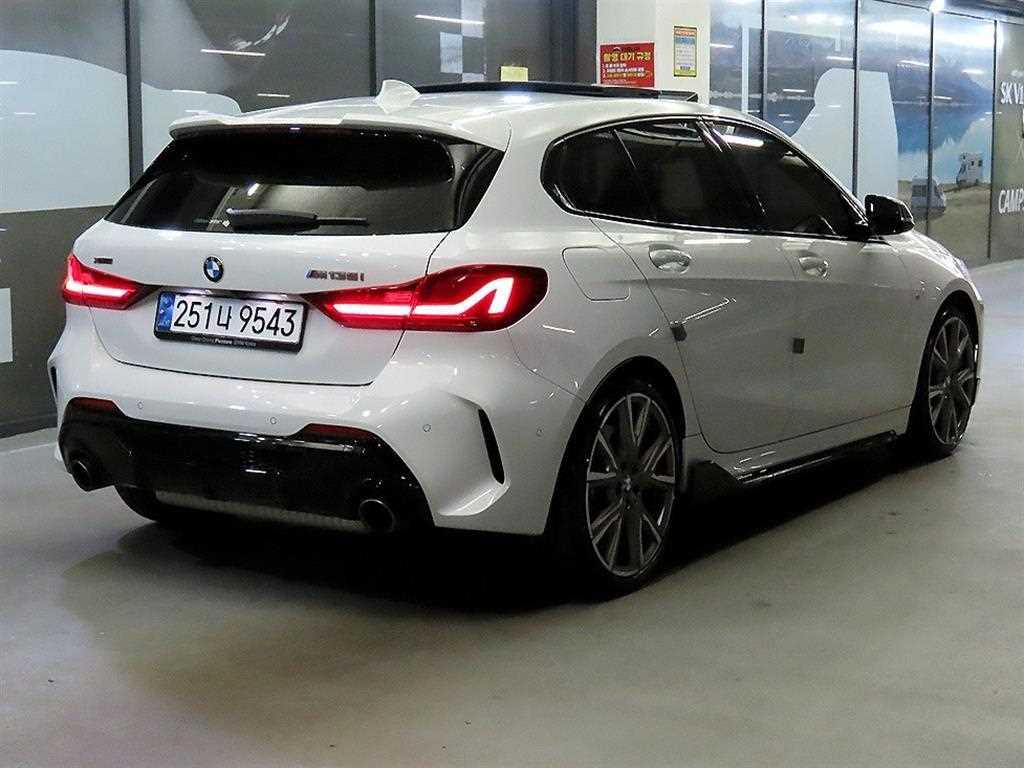 BMW 1 series - Vista 4