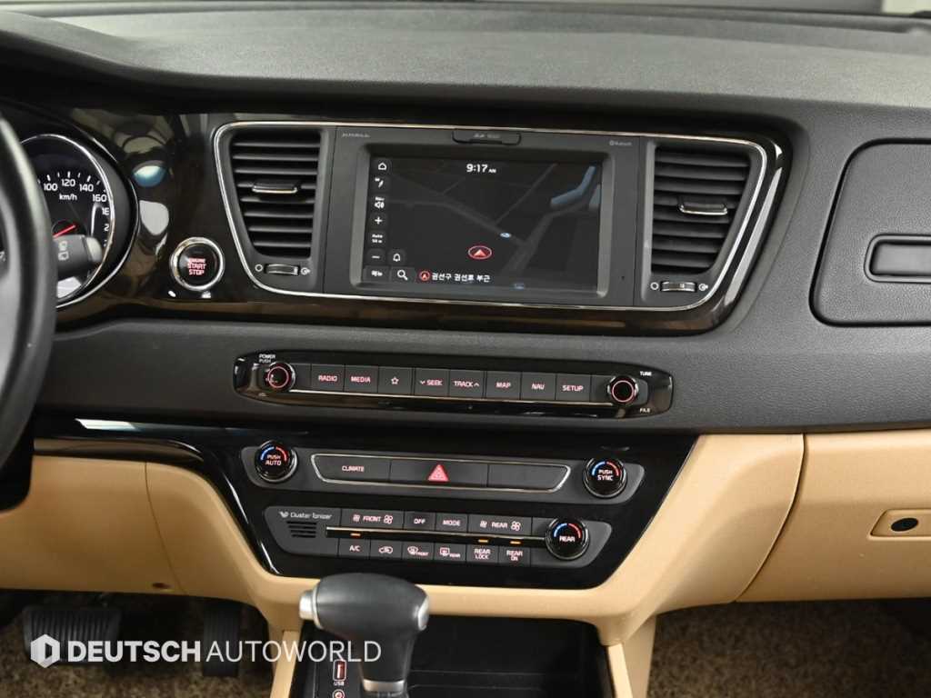 KIA Carnival 2019 Blanco - Importación desde Corea - HF Imports Iquique - Foto 14