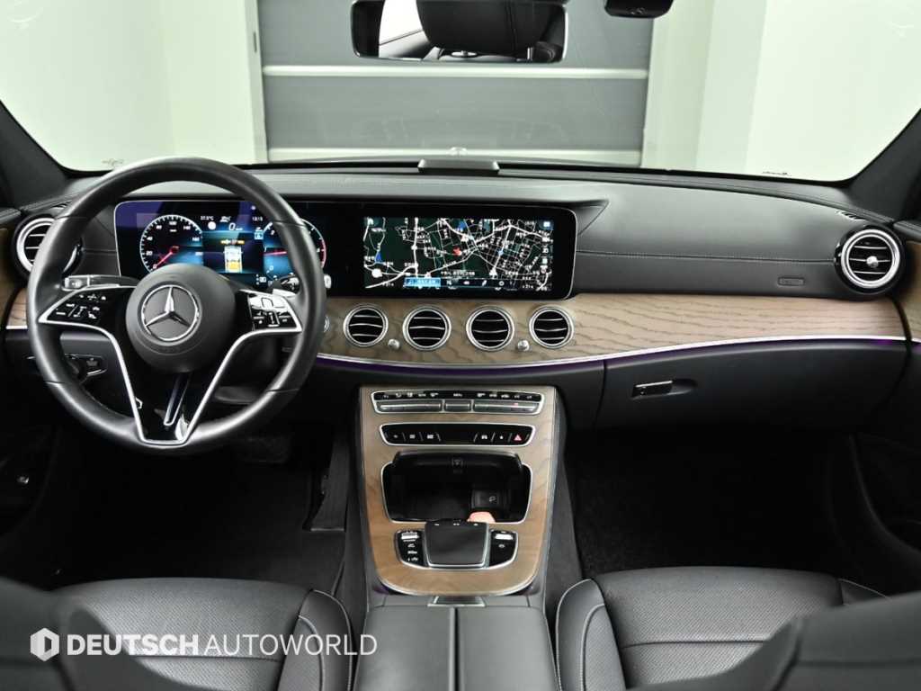 Mercedes Benz E class - Vista 7