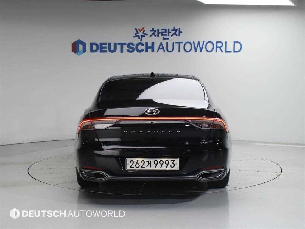 HYUNDAI Grandeur - Vista 4