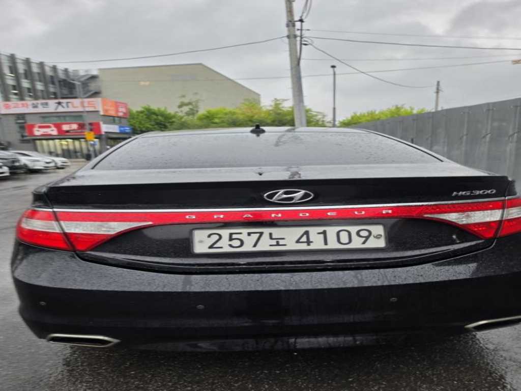 HYUNDAI Grandeur - Vista 2