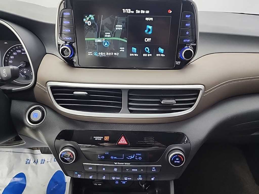 HYUNDAI Tucson - Vista 10
