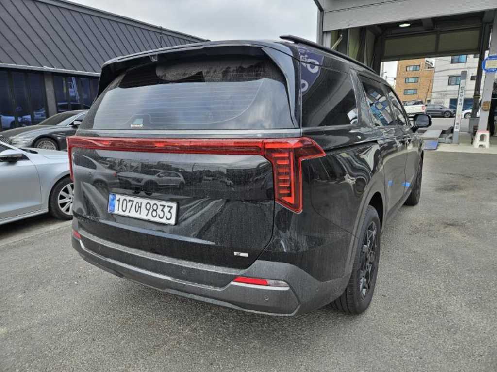 KIA Carnival - Vista 3