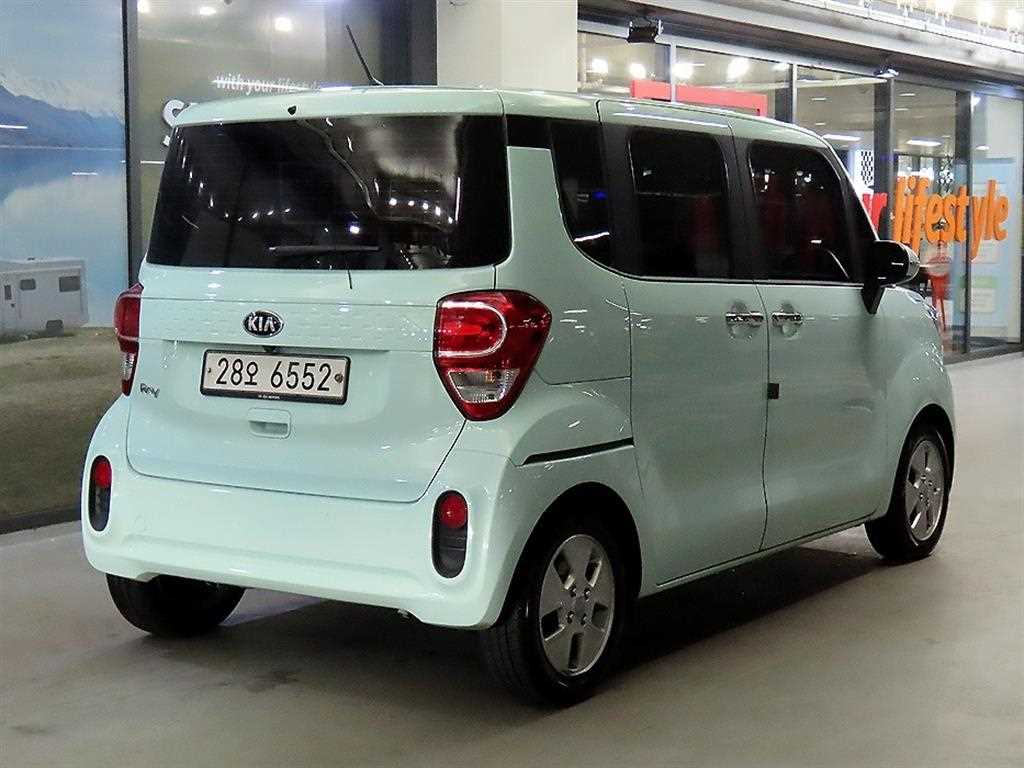KIA Ray - Vista 4