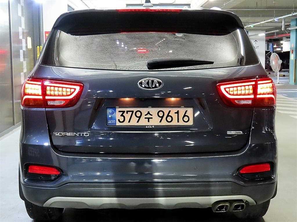 KIA Sorento - Vista 5