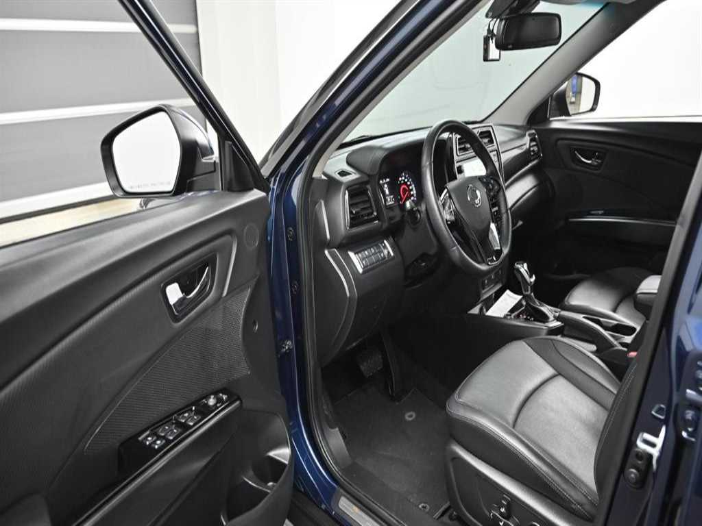 Ssangyong Tivoli - Vista 11