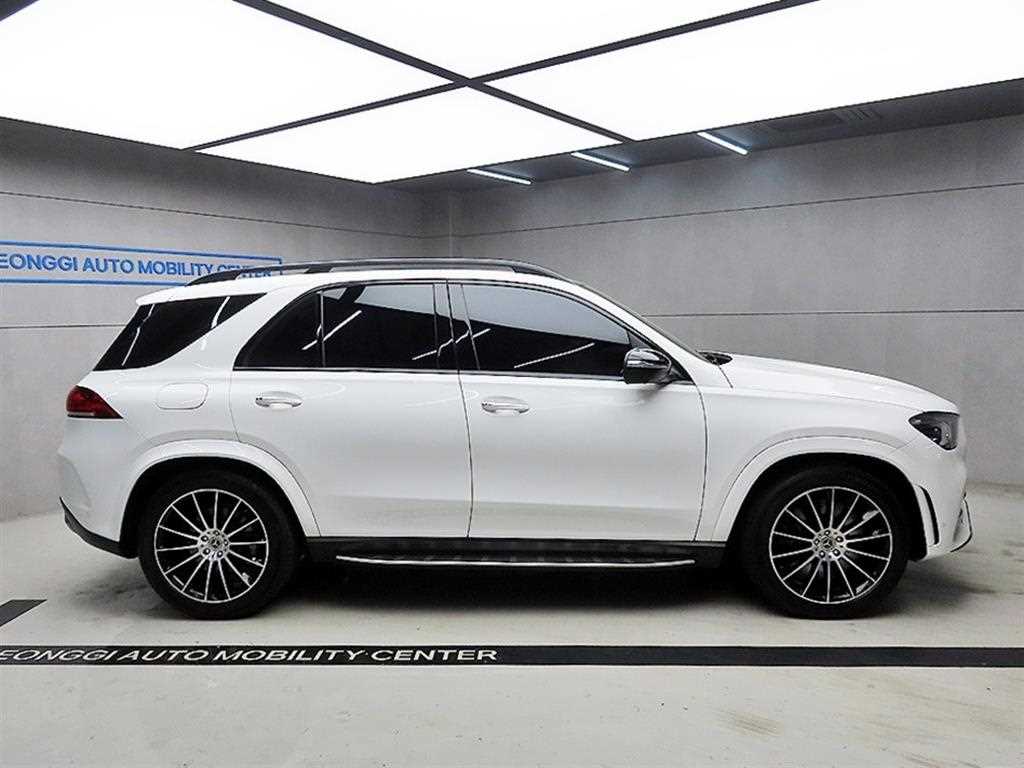 Mercedes Benz GLE Class - Vista 2