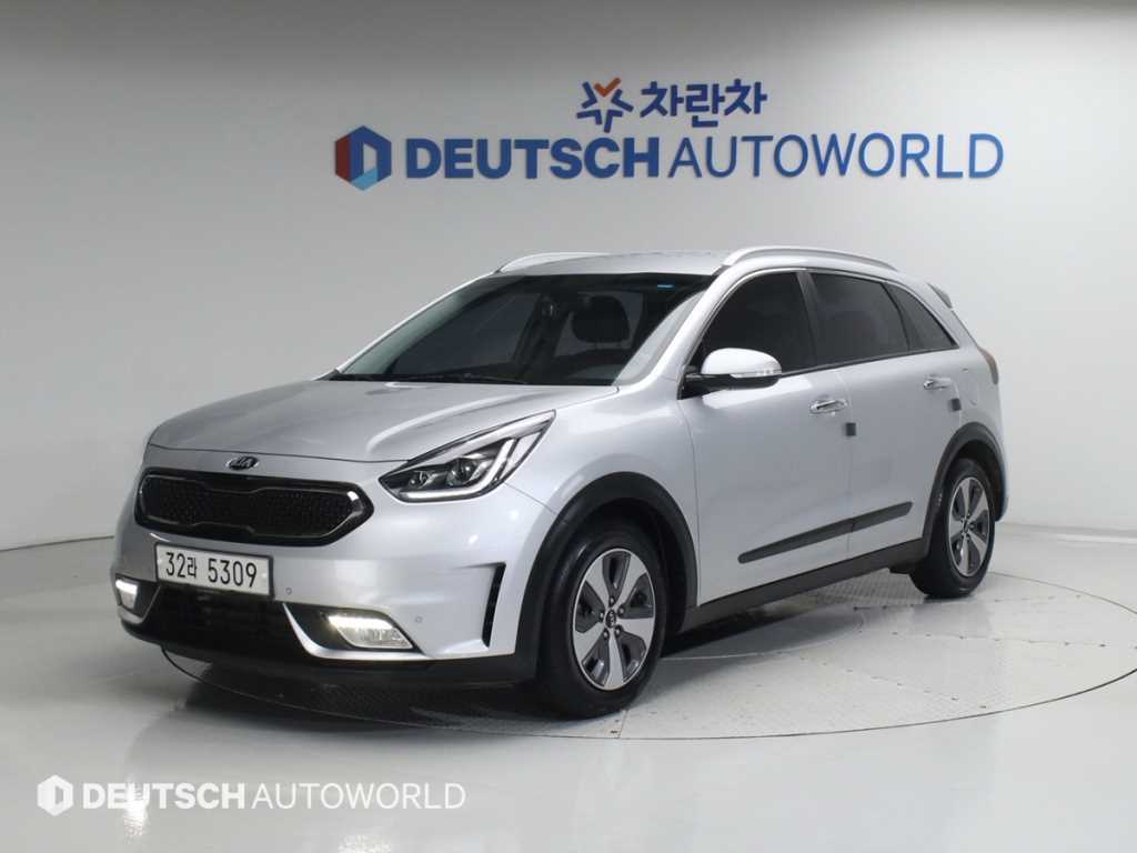 KIA Niro 2018 Plateado - Importación desde Corea - HF Imports Iquique - Foto 1
