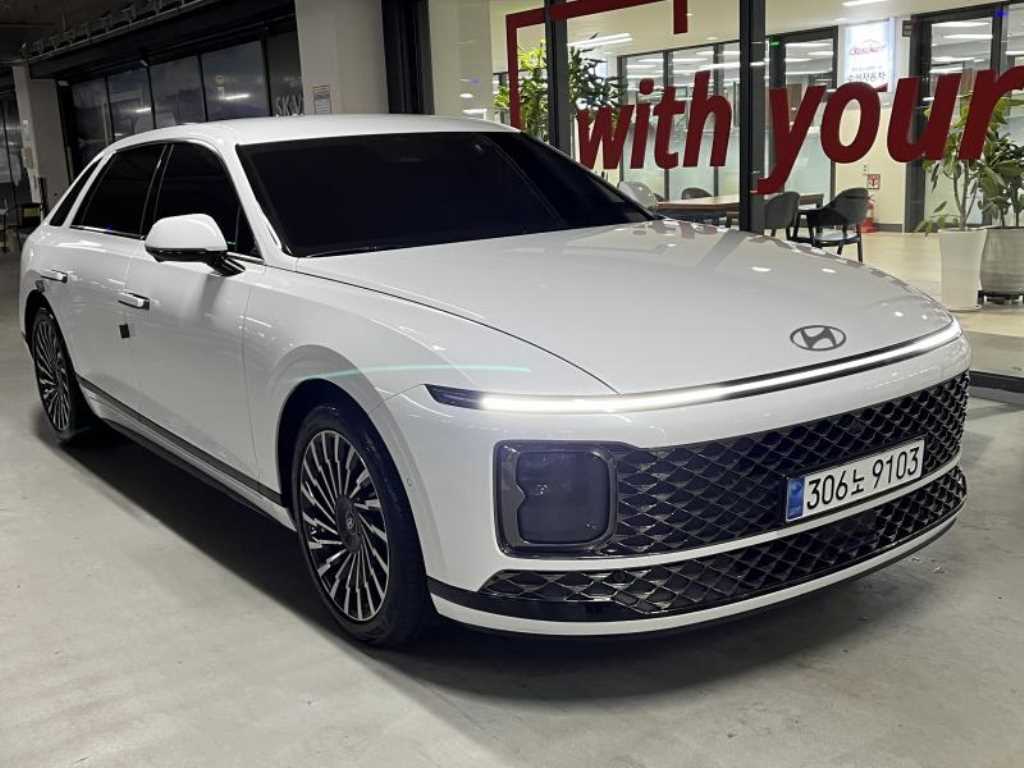 HYUNDAI Grandeur - Vista 2