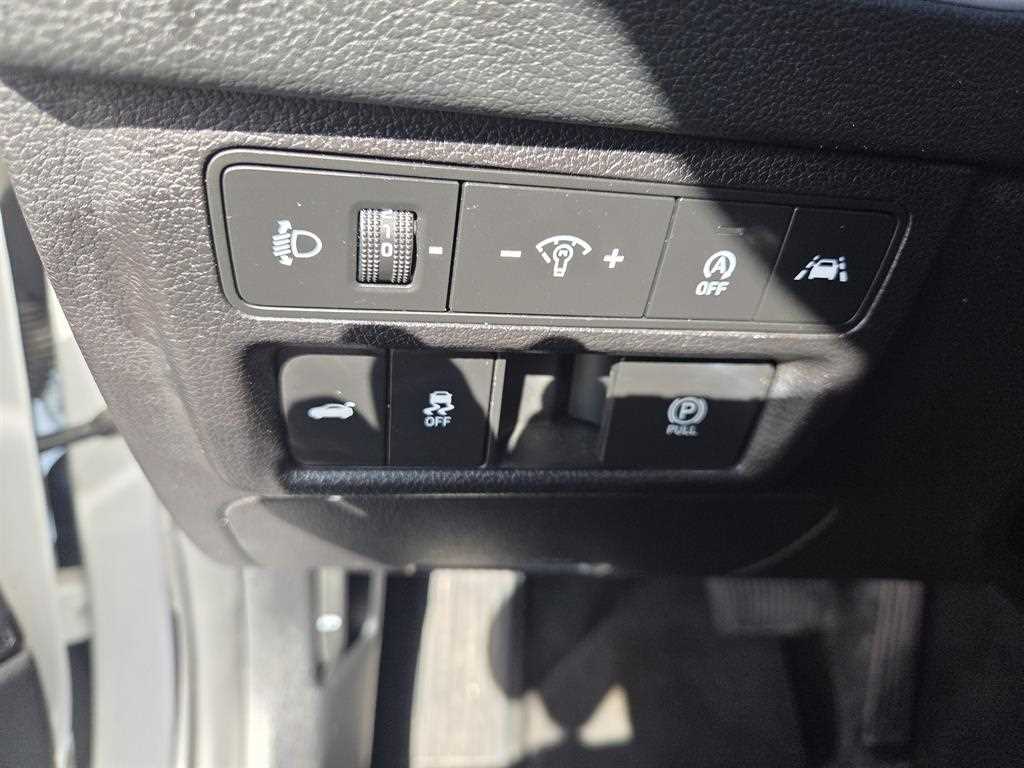 HYUNDAI Sonata - Vista 10