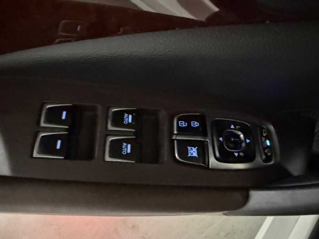HYUNDAI Grandeur 2015 Blanco - Importación desde Corea - HF Imports Iquique - Foto 15