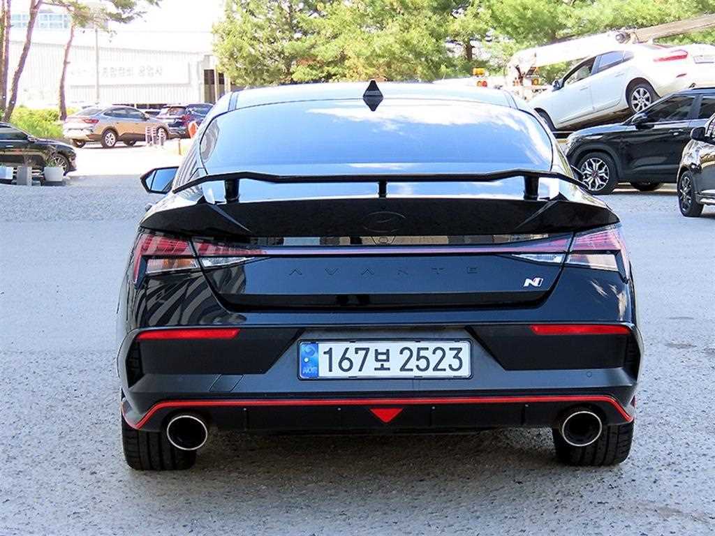 HYUNDAI Avante - Vista 4