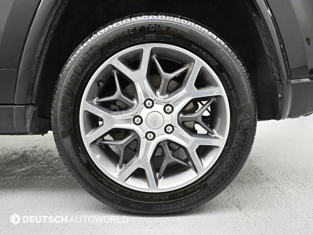 Jeep Cherokee - Vista 5