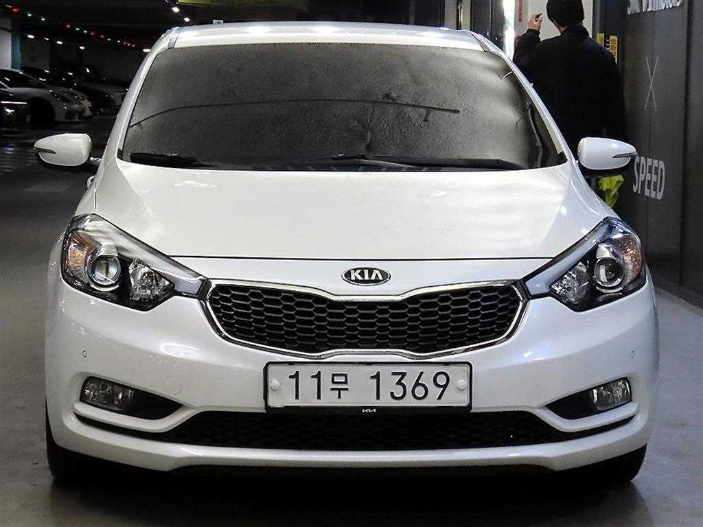 KIA K3 - Vista 2