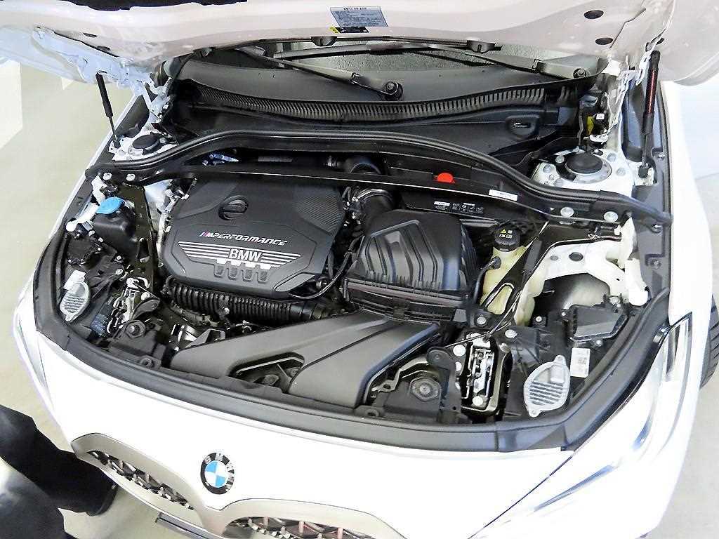BMW 1 series 2024 Blanco - Importación desde Corea - HF Imports Iquique - Foto 19