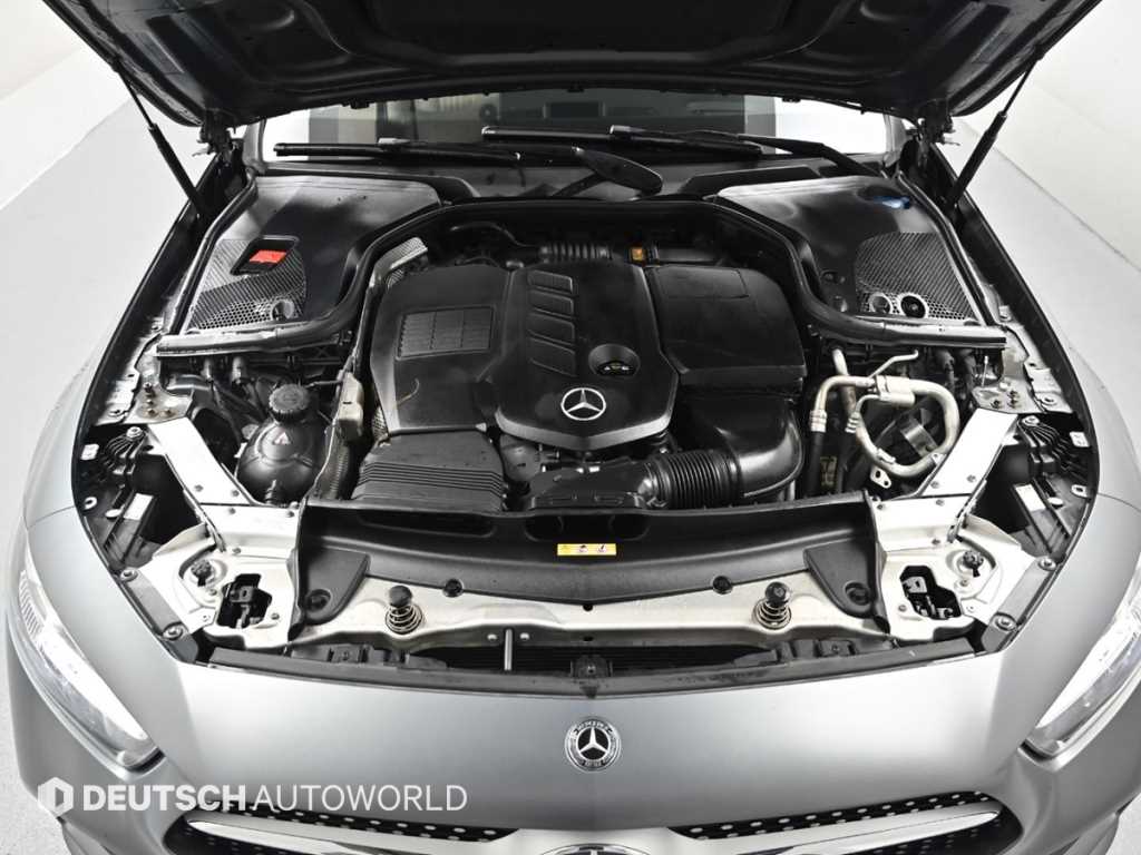 Mercedes Benz CLS Class - Vista 6