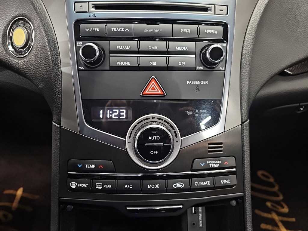 HYUNDAI Grandeur - Vista 10