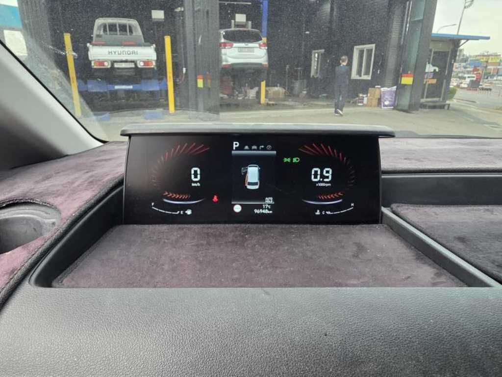 HYUNDAI Staria - Vista 11
