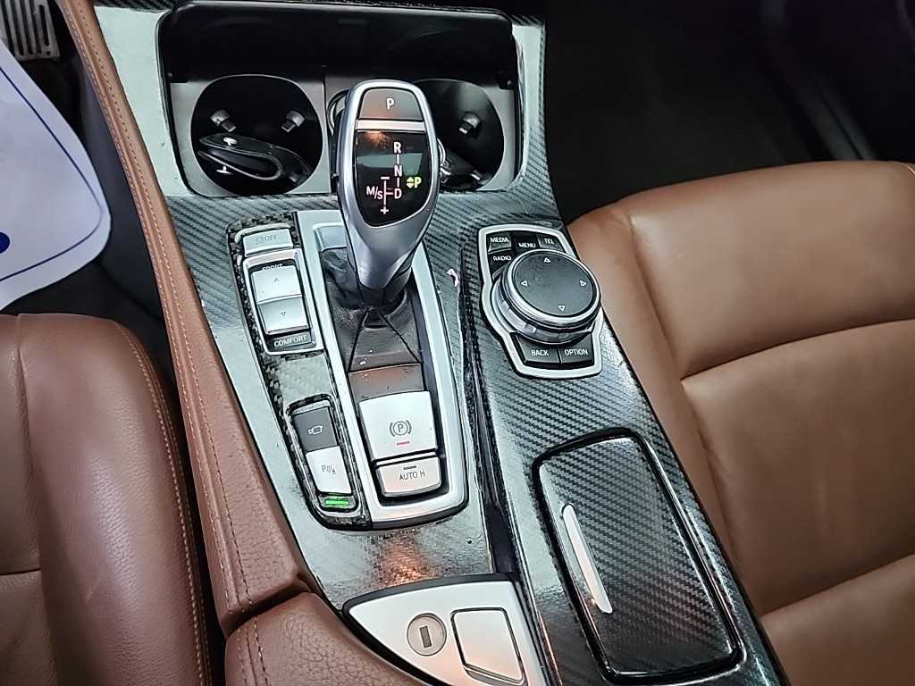 BMW 5 Series - Vista 8