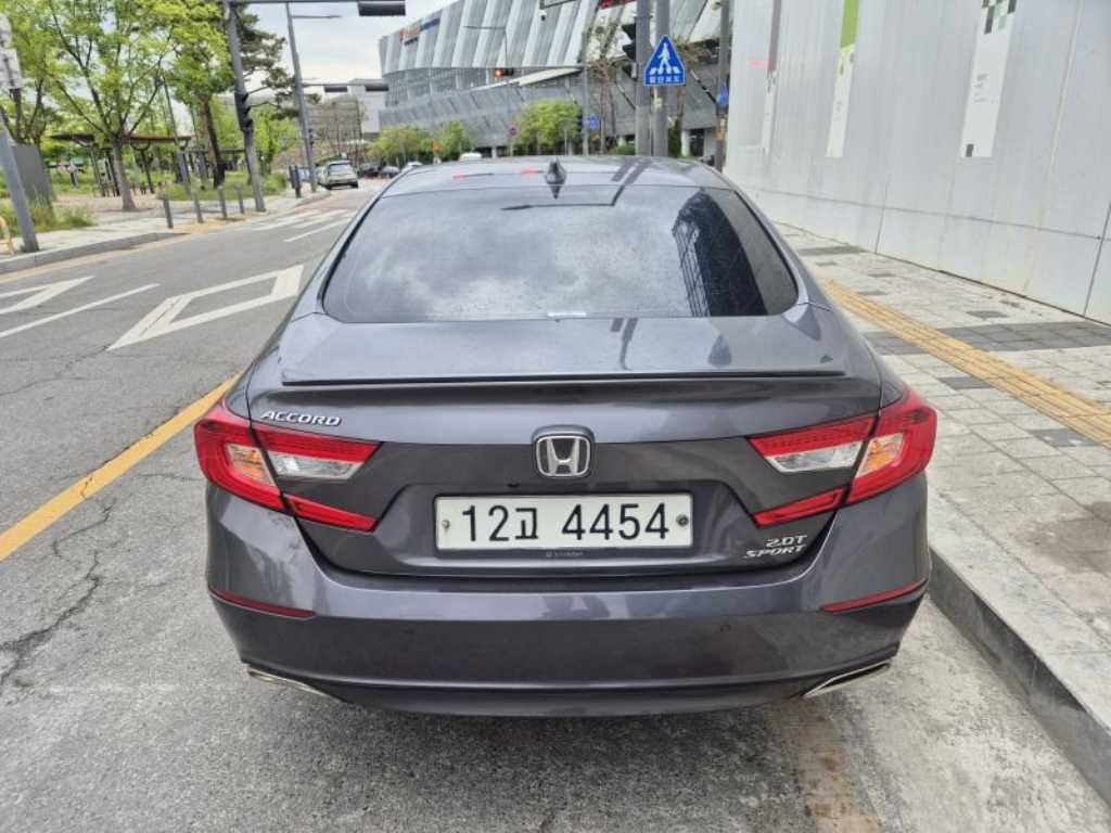 Honda Accord - Vista 4