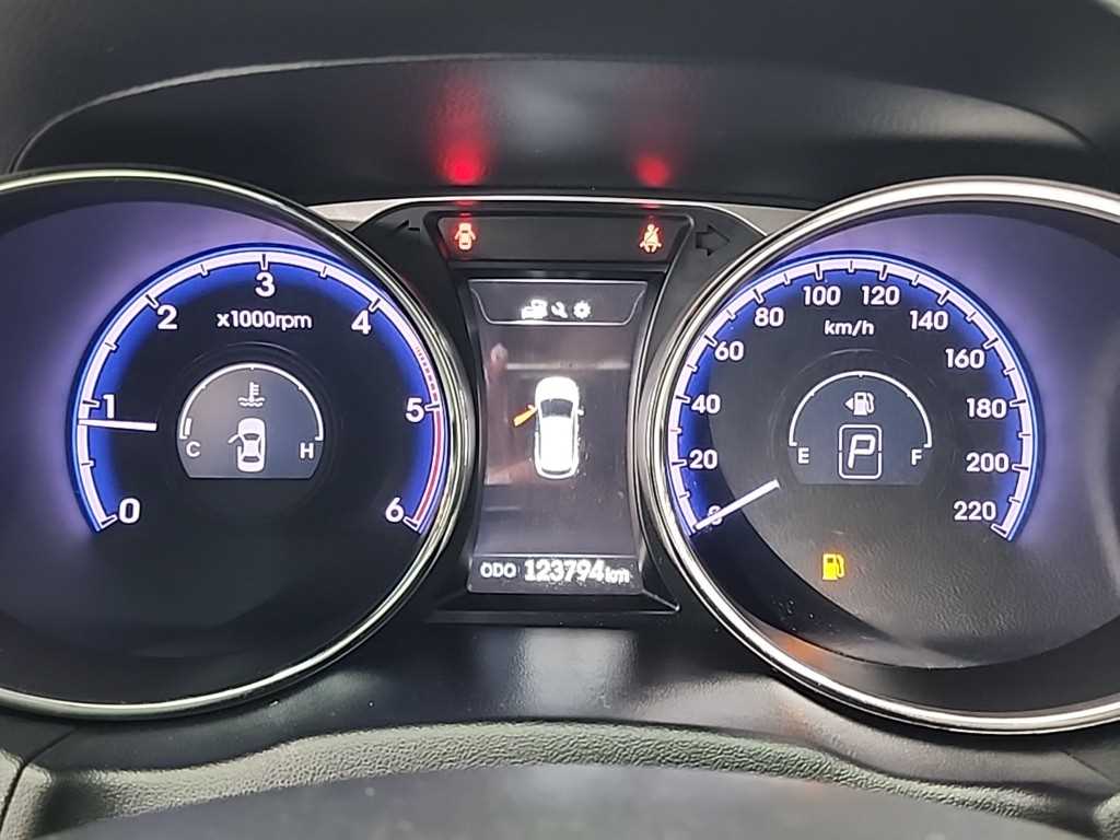 HYUNDAI Tucson - Vista 6