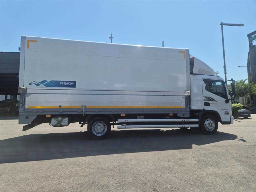 medium and large cargo truck - Vista 4