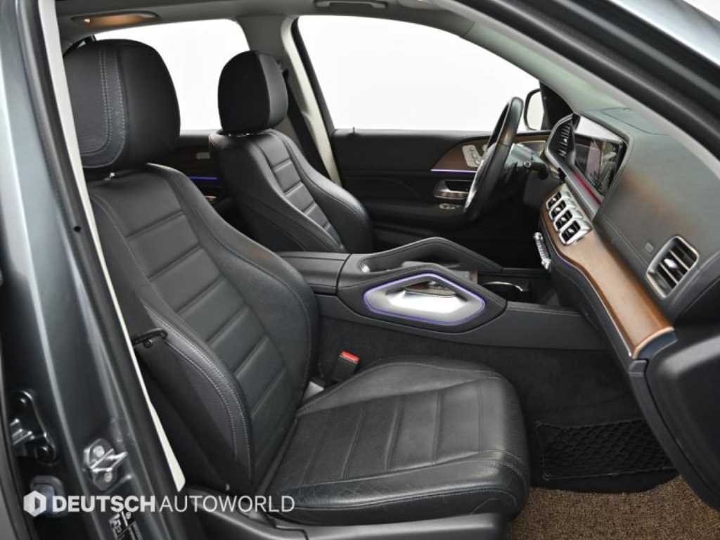 Mercedes Benz GLE Class - Vista 11