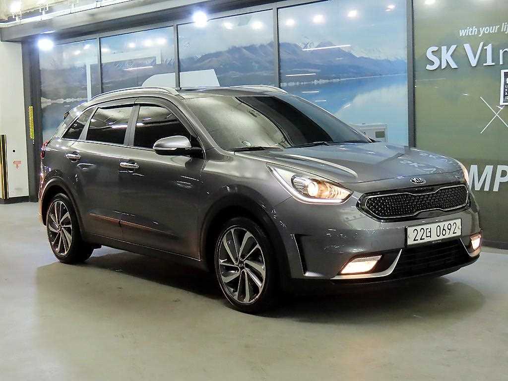 KIA Niro 2017 Gris - Importación desde Corea - HF Imports Iquique - Foto 1