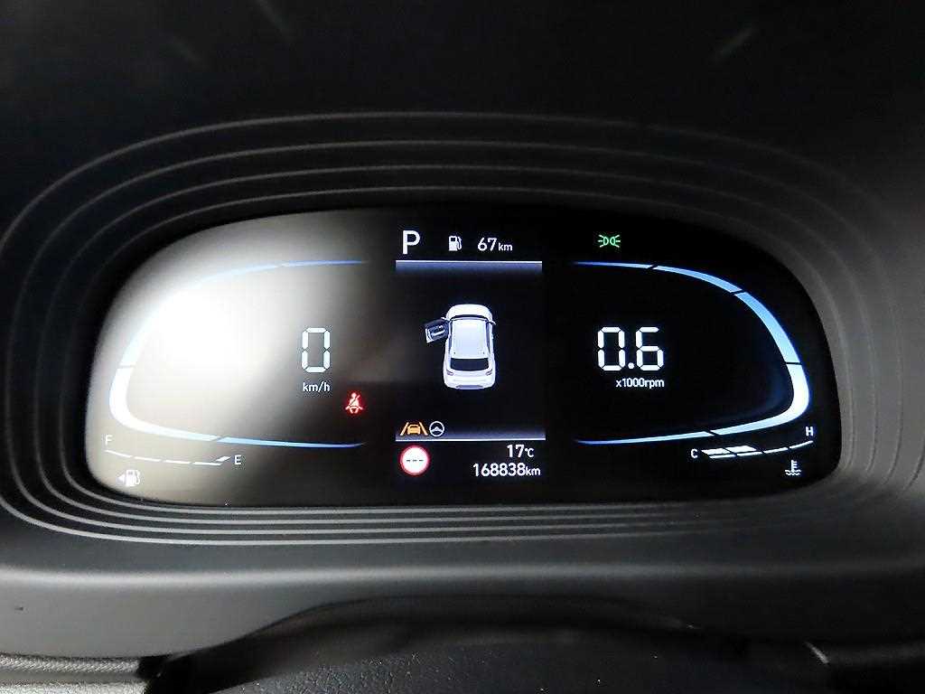 HYUNDAI Venue - Vista 8