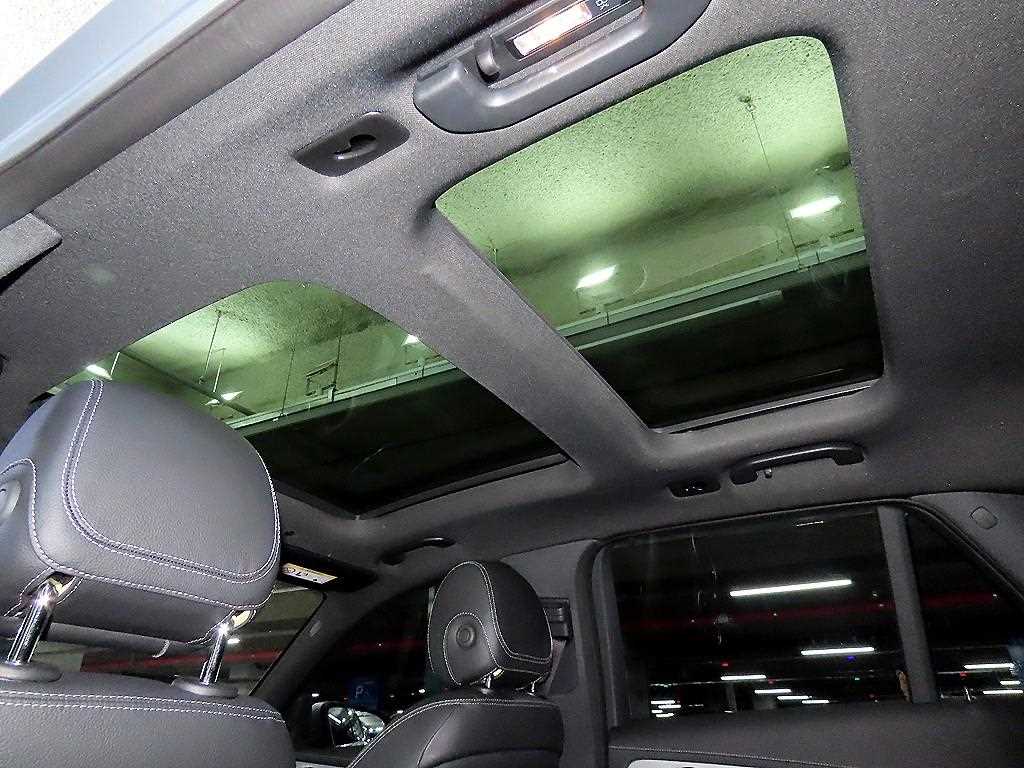 Mercedes Benz GLC Class 2021 Gris - Importación desde Corea - HF Imports Iquique - Foto 15