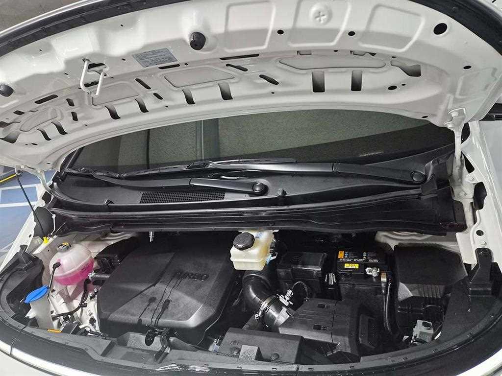 HYUNDAI Staria 2023 Blanco - Importación desde Corea - HF Imports Iquique - Foto 19