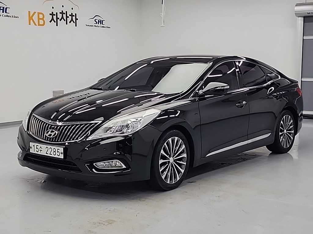 HYUNDAI Grandeur - Vista 2