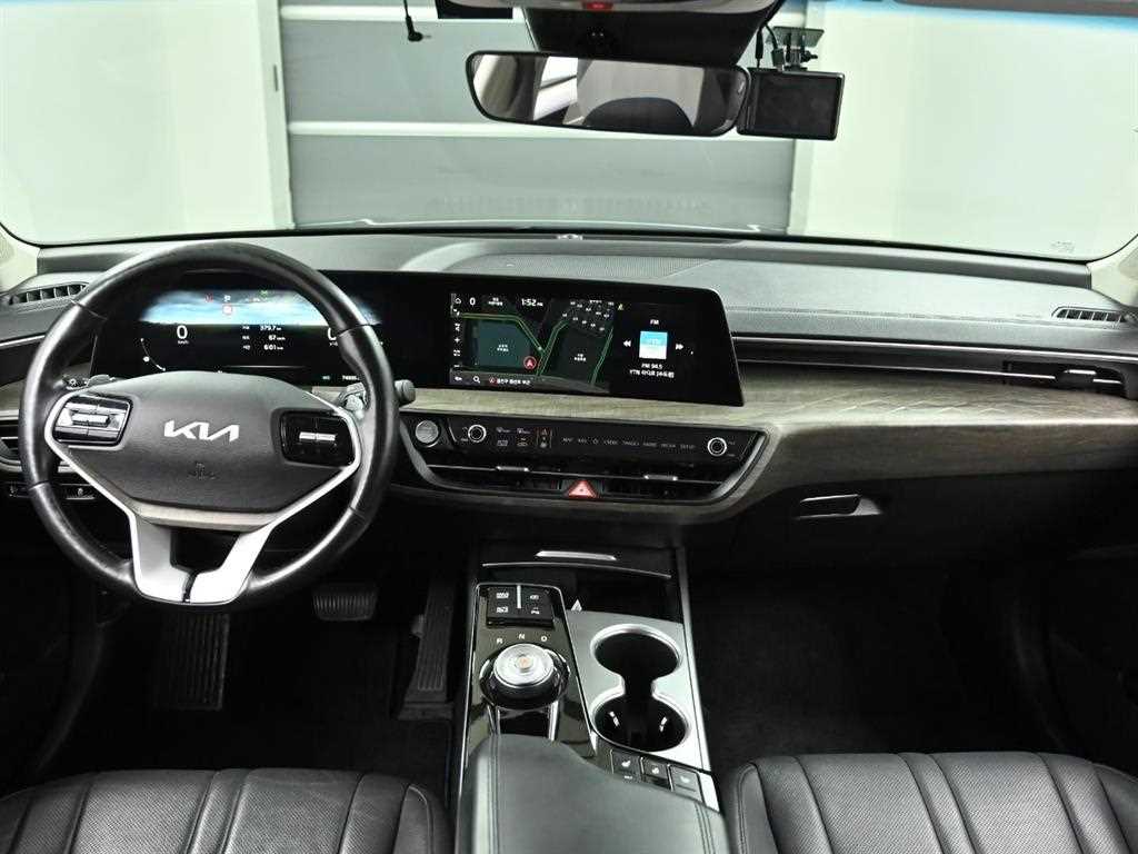 KIA K8 - Vista 7