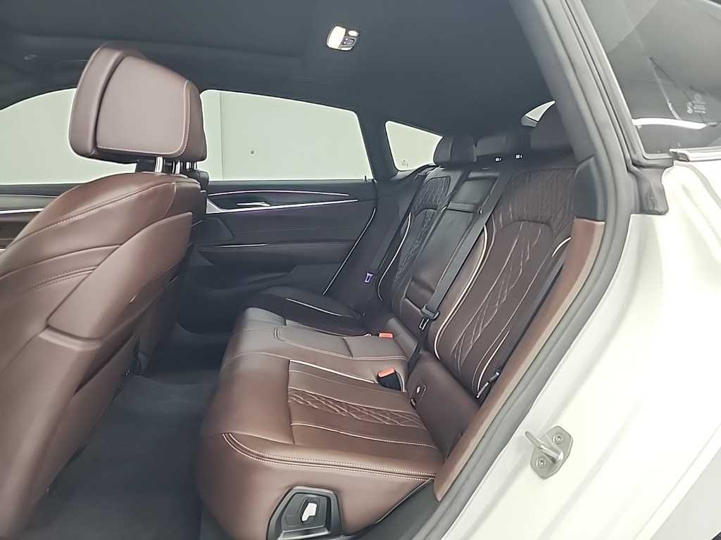 BMW Gran Turismo - Vista 12