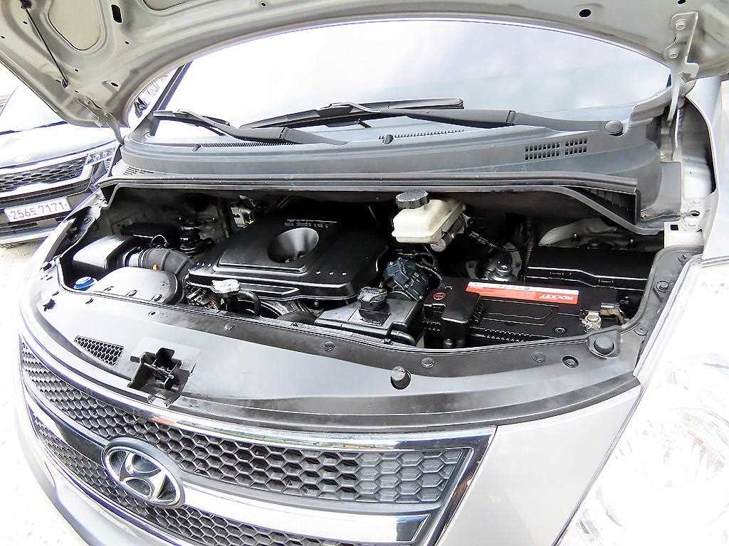 HYUNDAI Starex 2016 - Importación desde Corea - HF Imports Iquique - Foto 18