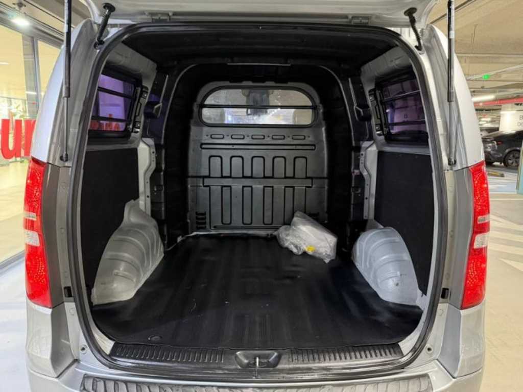 HYUNDAI Starex 2016 Gris - Importación desde Corea - HF Imports Iquique - Foto 18