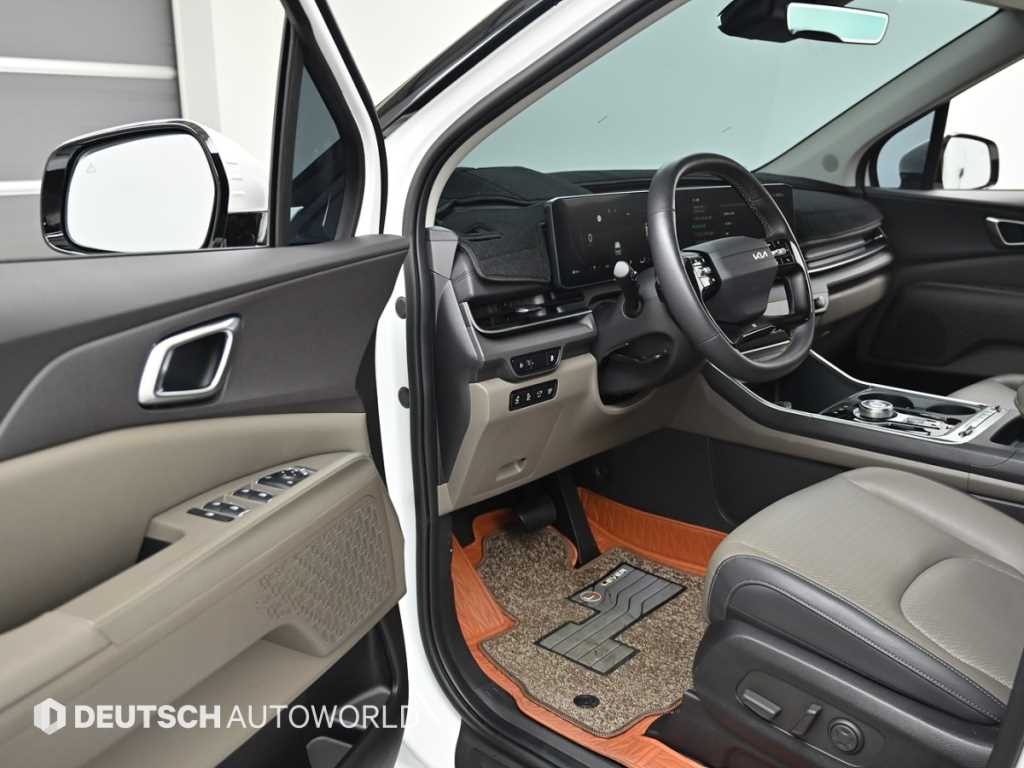 KIA Carnival - Vista 11