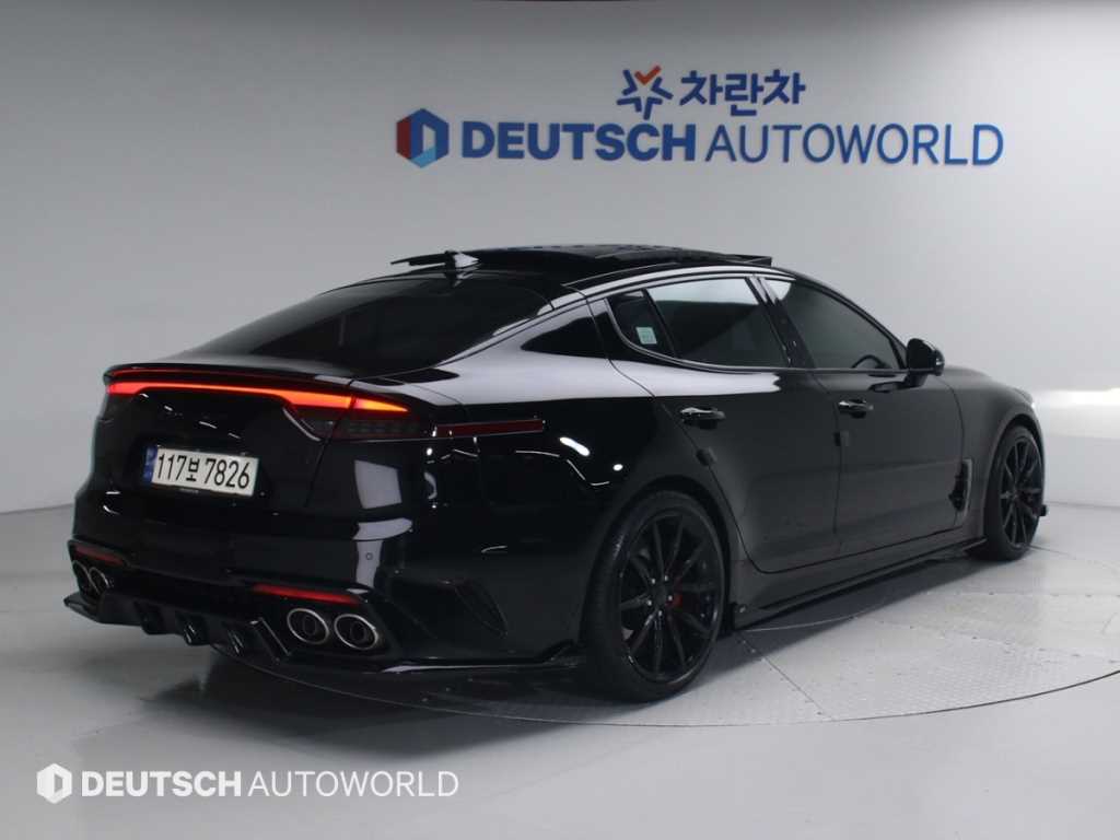 KIA Stinger - Vista 2