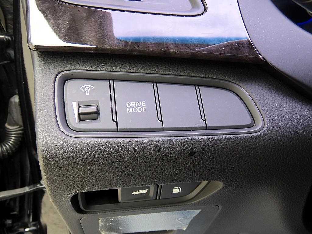 HYUNDAI Grandeur - Vista 12