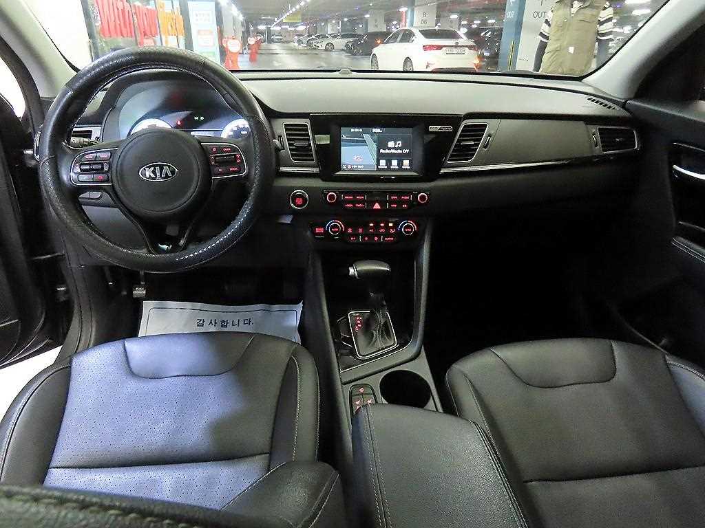 KIA Niro - Vista 10