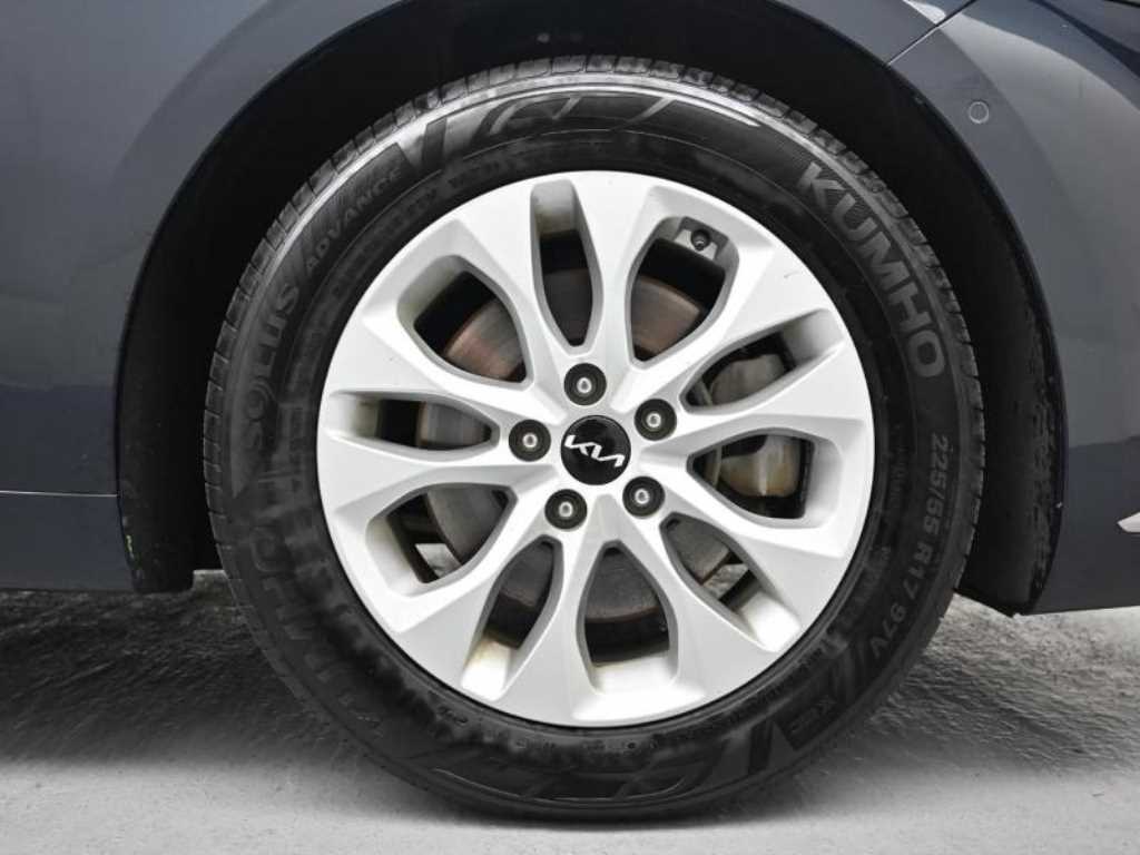 KIA K8 - Vista 5