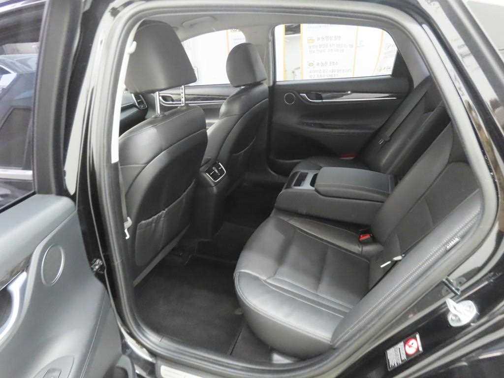 HYUNDAI Grandeur - Vista 6