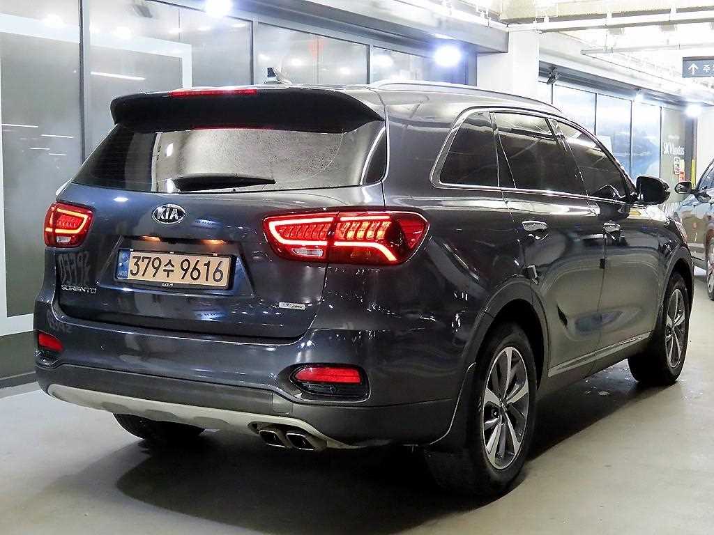 KIA Sorento - Vista 4