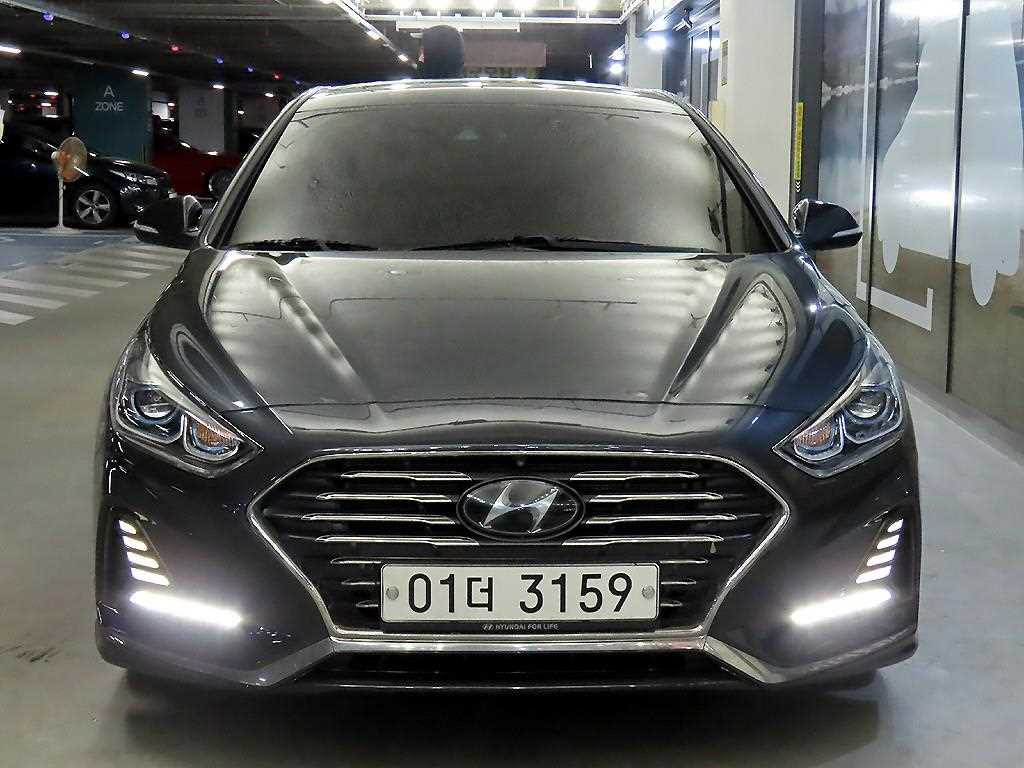 HYUNDAI Sonata - Vista 2
