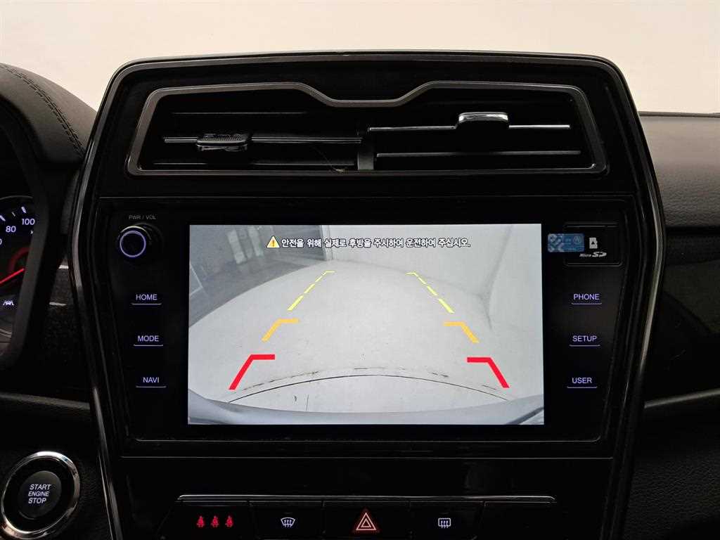 Ssangyong Tivoli - Vista 10