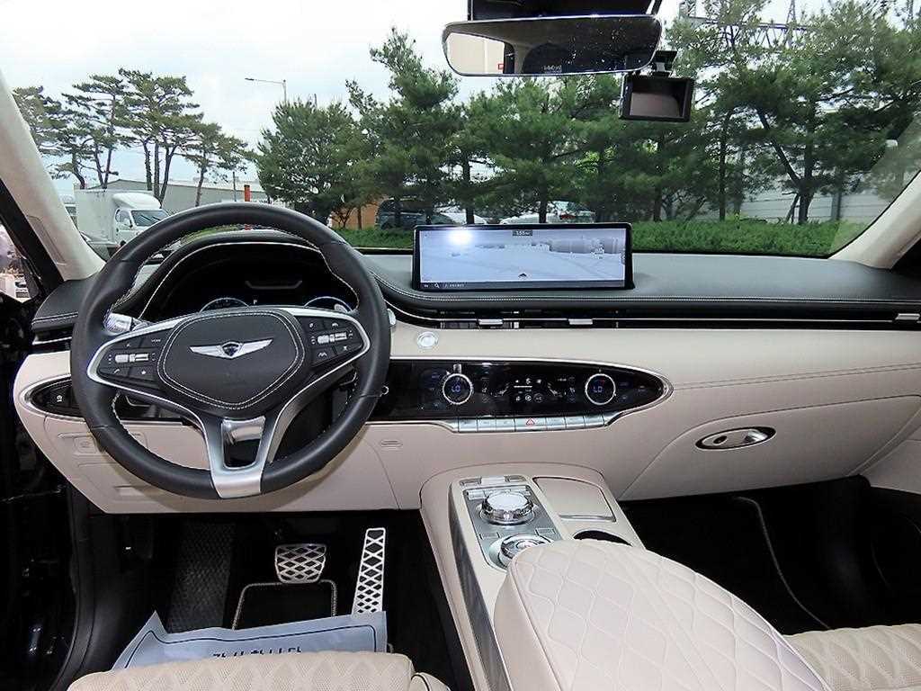 Genesis GV70 - Vista 7