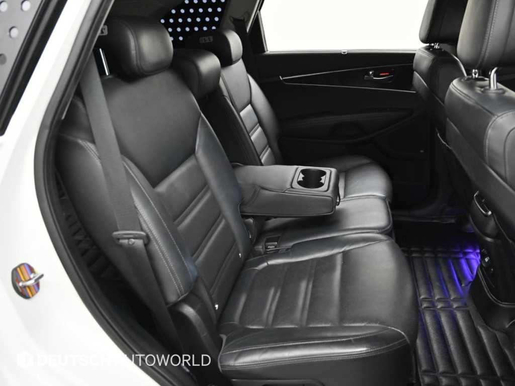 KIA Sorento - Vista 12
