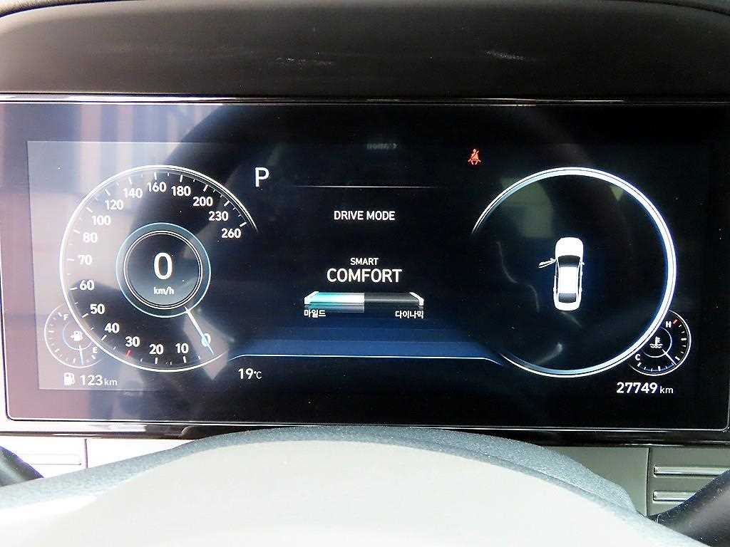 HYUNDAI Grandeur - Vista 9